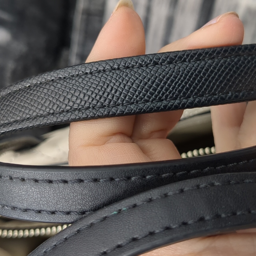 Marc Jacobs Mini Quilted Bag - Picture 13 of 16